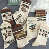 Randomly Selected 4 Pairs of Retro Letter Print Casual Socks for Men And Women - Stylish Mid-Calf Sports Socks Featuring Bold Graphic Designs.
