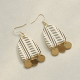 1 Pair of Chic Beige Leaf-Shaped Acrylic Dangle Earrings with Golden Round Pendants - Bling & Classic Style, Stainless Steel Hooks, Ideal for Casual Attire & Special Occasions