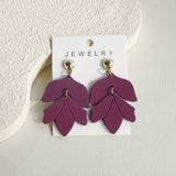 1 Pair of Women'S Dangle Earrings in Purple Carved Floral Acrylic with Textured Soft Clay Finish, Elegant and Versatile for Daily Wear or Festive Gifts